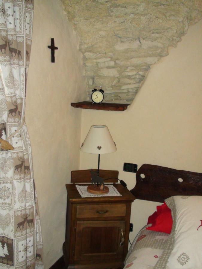 Le Petit Chateau De Vetan Cir 0023 Saint-Pierre Exteriér fotografie